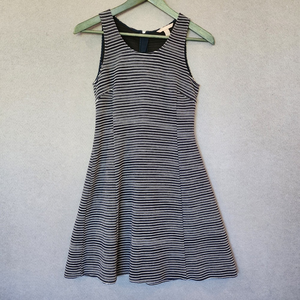 Banana Republic Dress 6P Fit & Flare A-Line Knee Length Navy Blue White Ribbed
